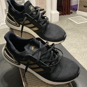 Men’s Addidas Ultraboost tennis shoes